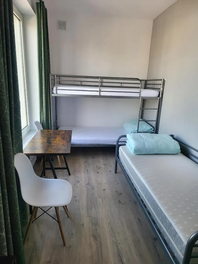 Хостел Rooms4Rest Wiertnicza - Private Rooms For Tourists - Atr Consulting Sp, Z O,O, Варшава Польша