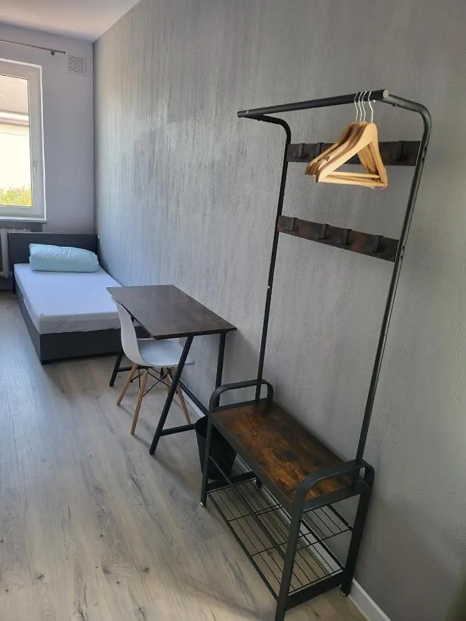 Хостел Rooms4Rest Wiertnicza - Private Rooms For Tourists - Atr Consulting Sp, Z O,O, Варшава